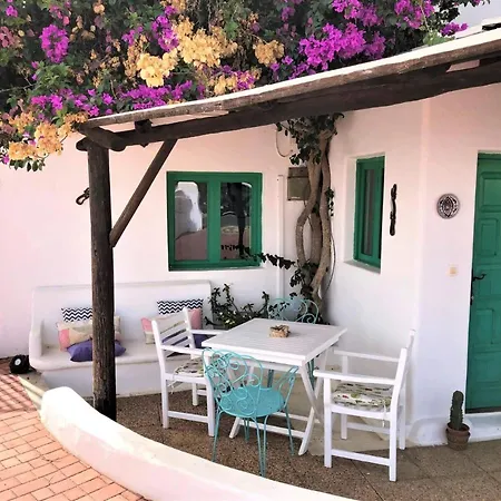 בית נופש Casa Vacacional Buganvilla *